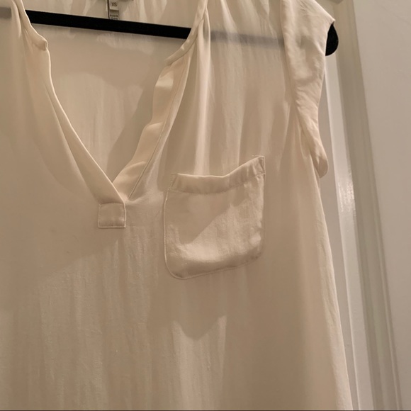 Joie Silk Short Sleeve Blouse - Picture 4 of 4